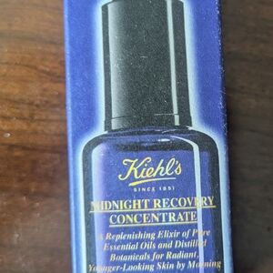 Kiehl's Midnight Recovery Skincare Elixir